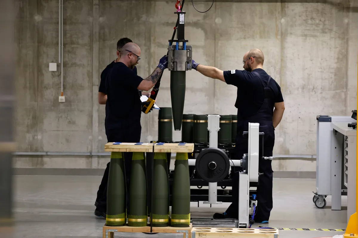 OTAN presiona a la industria militar para acelerar producción de armamento