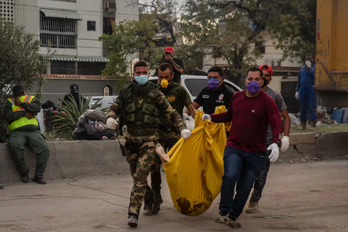 Familiares enfrentan dificultades para identificar víctimas tras terremotos en Venezuela