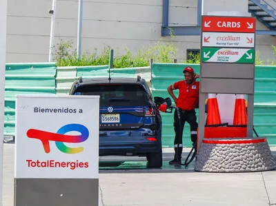 Gobierno reduce precios de gasolinas y gasoil para la próxima semana