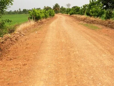 Agricultura rehabilita 300 kilómetros de caminos rurales en diversas provincias
