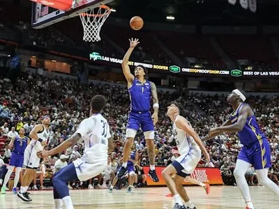 Yaxel Lendeborg brilla en su debut con los Golden State Warriors