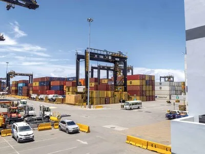 Estados Unidos impone nuevos aranceles a 60 economías globales