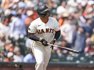 Rafael Devers lidera victoria de los Giants con cuadrangular clave