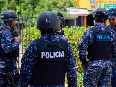 Arrestan a hombre por manipular y sustraer a adolescente en Los Alcarrizos