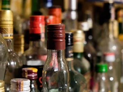 Congreso acumula una década sin regular venta de alcohol