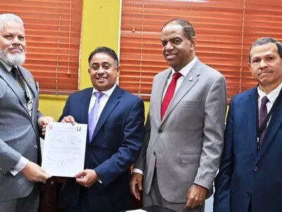 PLD deposita su padrón de militantes ante la Junta Central Electoral