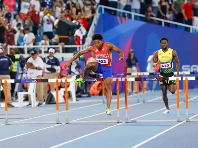 Yeral Núñez conquista el oro en 400 metros con vallas