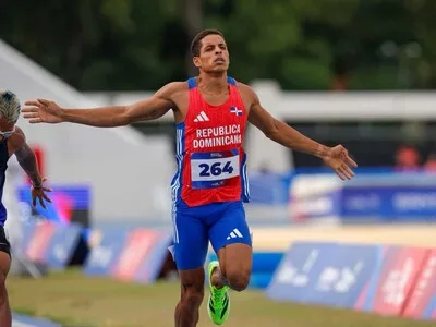 Ferdy Agramonte conquista el oro en los 800 metros planos