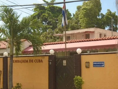 Gobierno dominicano ordena la salida de nueve diplomáticos cubanos