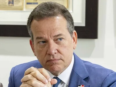Víctor Bisonó asume Cancillería en medio de nuevas prioridades geopolíticas regionales
