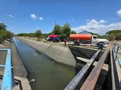 Avería en canal UFE mantiene sin agua a sectores de Santiago