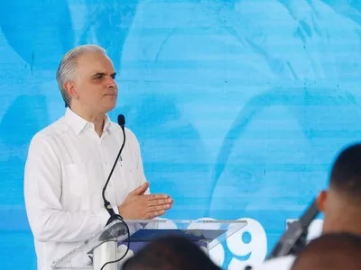 Ministro de Educación exige proteger horario escolar ante reclamos gremiales