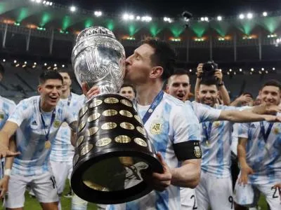Lionel Messi anuncia su retiro definitivo de la selección argentina