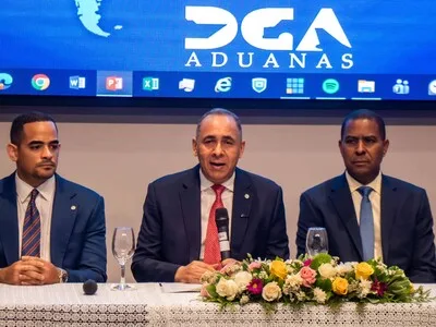 Aduanas refuerza supervisión de mercancías en tránsito hacia Haití