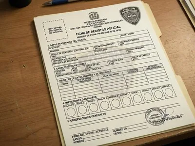 Procedimiento para verificar registros y fichas en la Policía Nacional