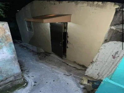 Policía rescata a mujer secuestrada por su pareja en Los Guandules