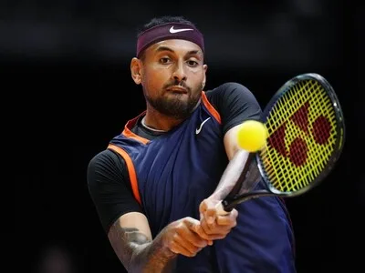 Nick Kyrgios regresa al tenis tras cumplir sanción por dopaje