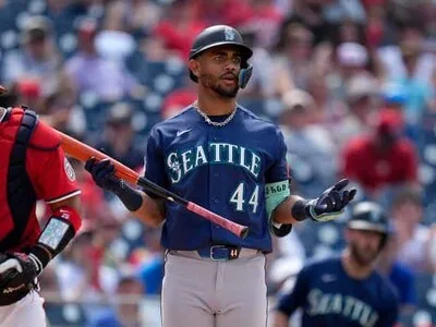 Julio Rodríguez hace historia en MLB con récord de 20-20