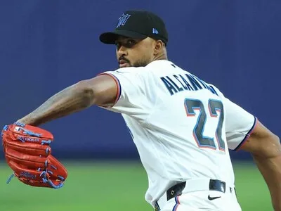 Sandy Alcántara se traslada al bullpen de los Marlins de Miami