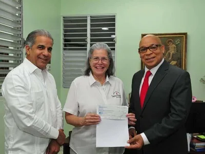 Marino Zapete dona indemnización de Jean Alain Rodríguez a institución benéfica