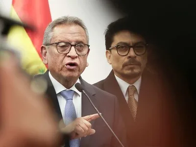 Detienen a fiscal general de Bolivia por presuntos vínculos con narcotráfico