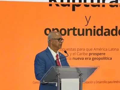 OEA insta a fortalecer la unidad regional para lograr desarrollo sostenible
