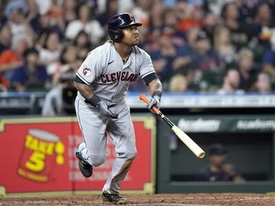José Ramírez lidera victoria de Cleveland y fuerza quinto juego decisivo