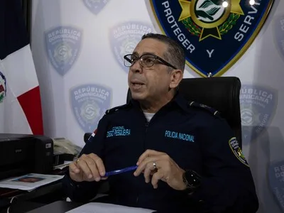 Muere hombre en supuesto intercambio de disparos con policías