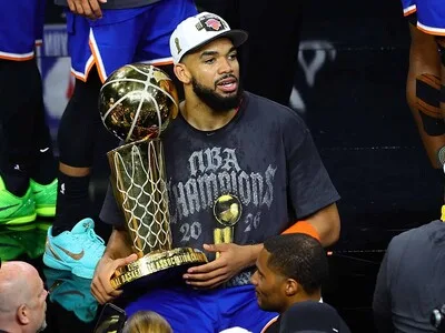 Incertidumbre rodea el futuro de Karl-Anthony Towns con los Knicks