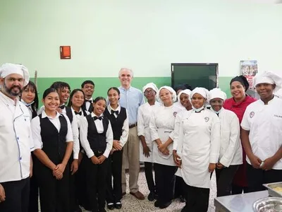 Ministro de Educación busca fortalecer formación técnica para el sector turístico