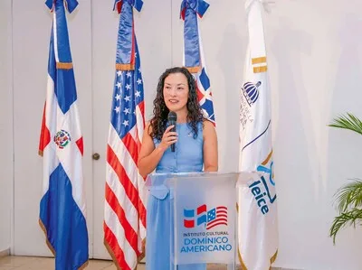 Impulsan nuevas estrategias para fortalecer la enseñanza del inglés en Dominicana