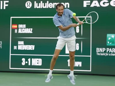 Medvedev, Jódar y Paul aseguran su pase a cuartos en Shanghái