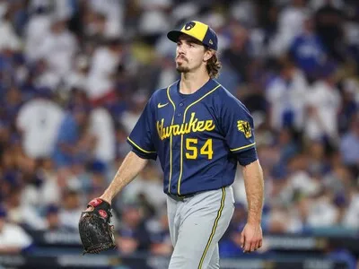 Robert Gasser lidera a los Cerveceros hacia la Serie Mundial