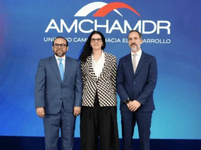 Inicia plantea fortalecer la educación dominicana mediante inversiones a largo plazo