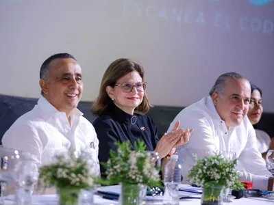 Vicepresidenta Raquel Peña escucha demandas de sectores productivos en Nagua