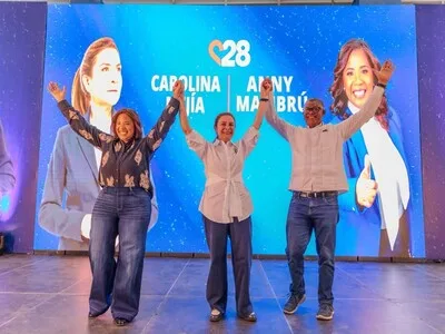 Carolina Mejía suma respaldo de Anny Mambrú y Jesús Colón para 2028