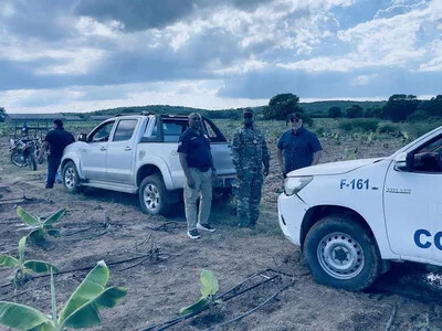 Migración identifica a casi 700 extranjeros en condición irregular en fincas