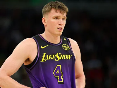 Los Angeles Lakers prescinden de los servicios de Dalton Knecht