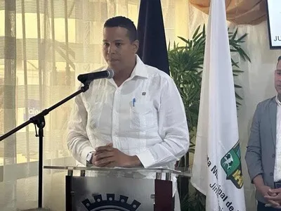 Arrestan al director de la junta distrital de Rincón