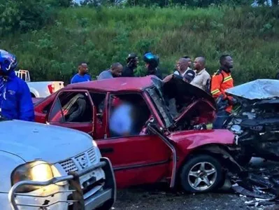 Cinco personas fallecen tras colisión vehicular en la Circunvalación de Santo Domingo