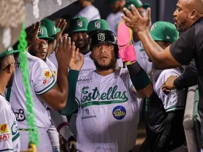 Estrellas Orientales vencen a Tigres del Licey en San Pedro