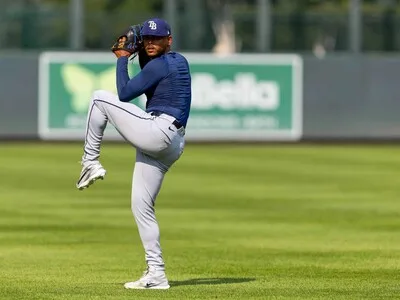 Freddy Peralta busca frenar a los Cerveceros en Tampa Bay