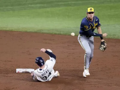 Milwaukee Brewers se consolidan como el equipo más dominante de 2026